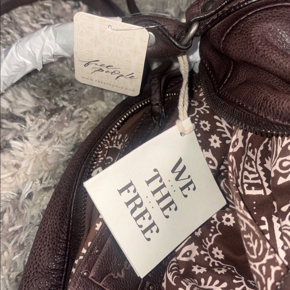 Free People We The Free Emerson Tote Bag Bitter Bark NWT $248 - Picture 14 of 14